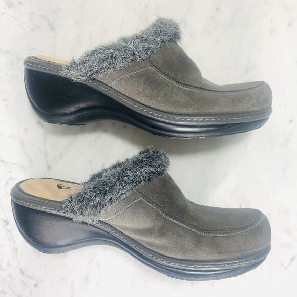 SOFTWALK Mule Clog Women 9 M Dark Gray Suede Faux Fur Trim Wedge Slip-On EUC - Picture 5 of 9